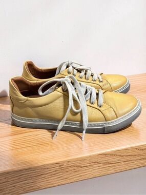 Bueno Leather Sneakers Size 38 EU Lace Up Casual Shoes